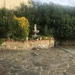 Hotel Hébergements à La Rive, Accueil Ouvert Tous Les Jours Jusqu'à 20h00 Dernier Délai, Depuis 30 Ans ! Réserver Ici Svp ! Merci ! Aucun Règlement à Distance Accepté, Paiement Par Cb, Espèces, Chèque Ou Chèques-vacances Impérativement à La Remise Des Clef Amélie-les-Bains-Palalda
