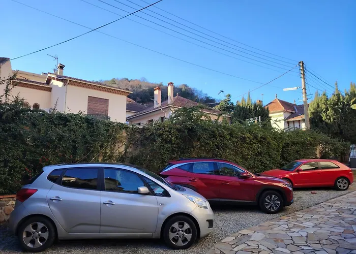 Hebergements A La Rive, Accueil Ouvert Tous Les Jours Jusqu'a 20h00 Dernier Delai, Depuis 30 Ans ! Reserver Ici Svp ! Merci ! Aucun Reglement A Distance Accepte, Paiement Par Cb, Especes, Cheque Ou Cheques-vacances Imperativement A La Remise Des Clef Hotel