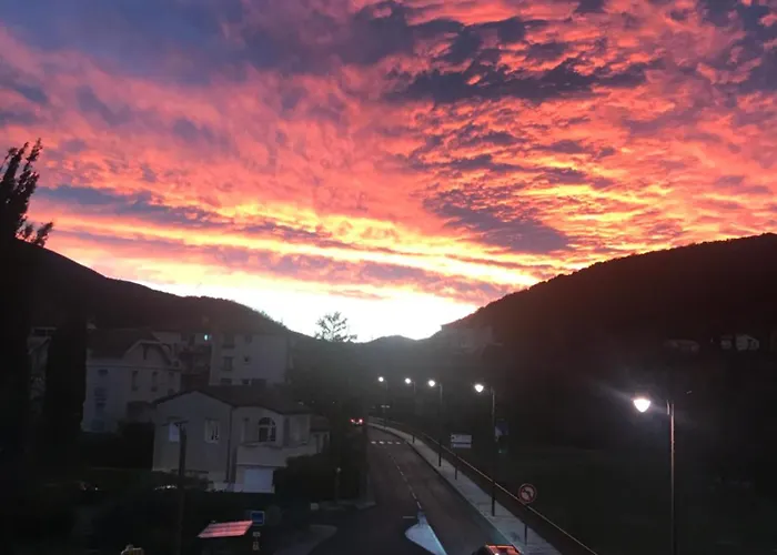 Ξενοδοχείο Hebergements A La Rive, Accueil Ouvert Tous Les Jours Jusqu'a 20h00 Dernier Delai, Depuis 30 Ans ! Reserver Ici Svp ! Merci ! Aucun Reglement A Distance Accepte, Paiement Par Cb, Especes, Cheque Ou Cheques-vacances Imperativement A La Remise Des Clef Amélie-les-Bains-Palalda
